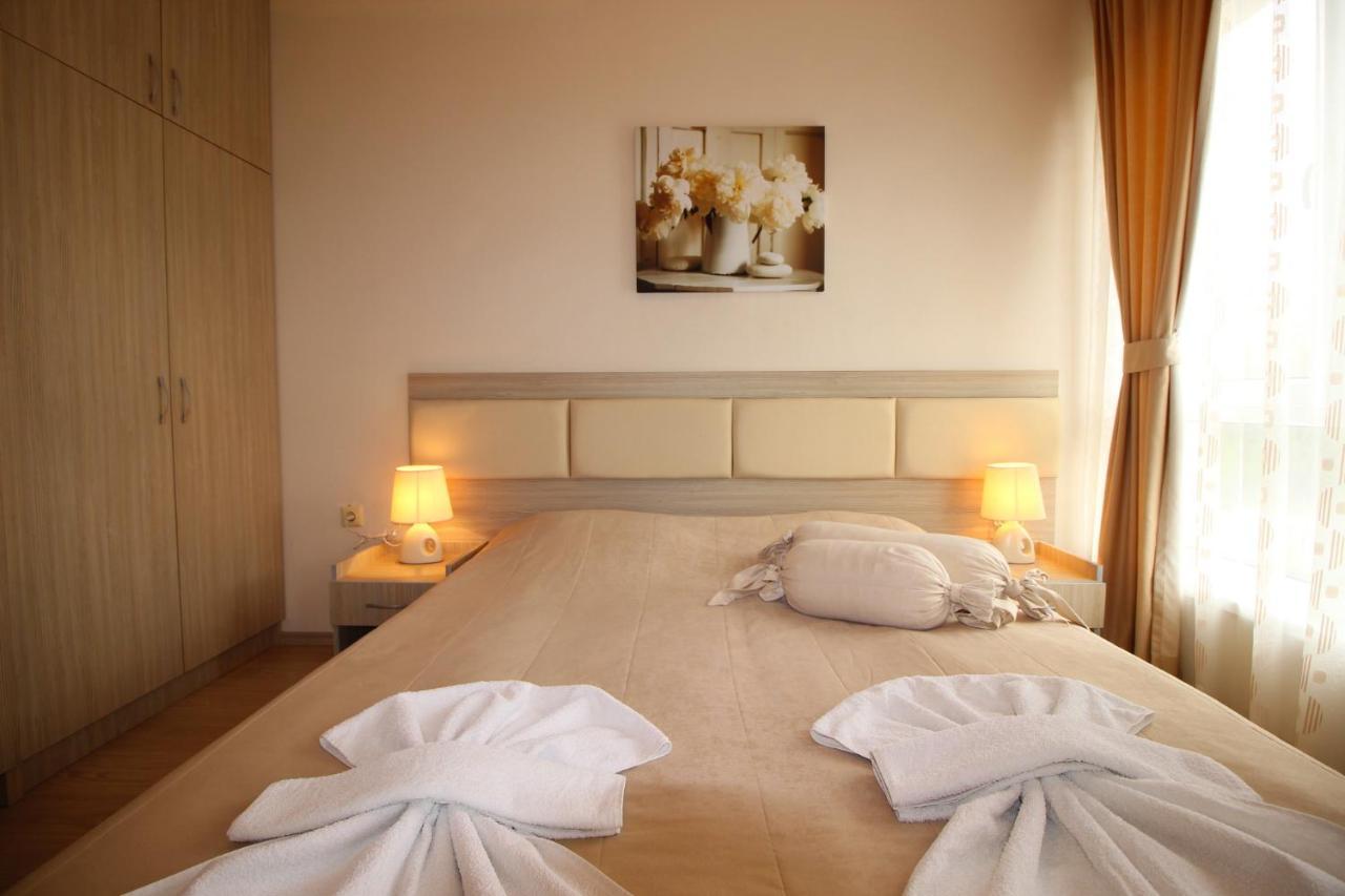 Allia Apartments Равда Экстерьер фото
