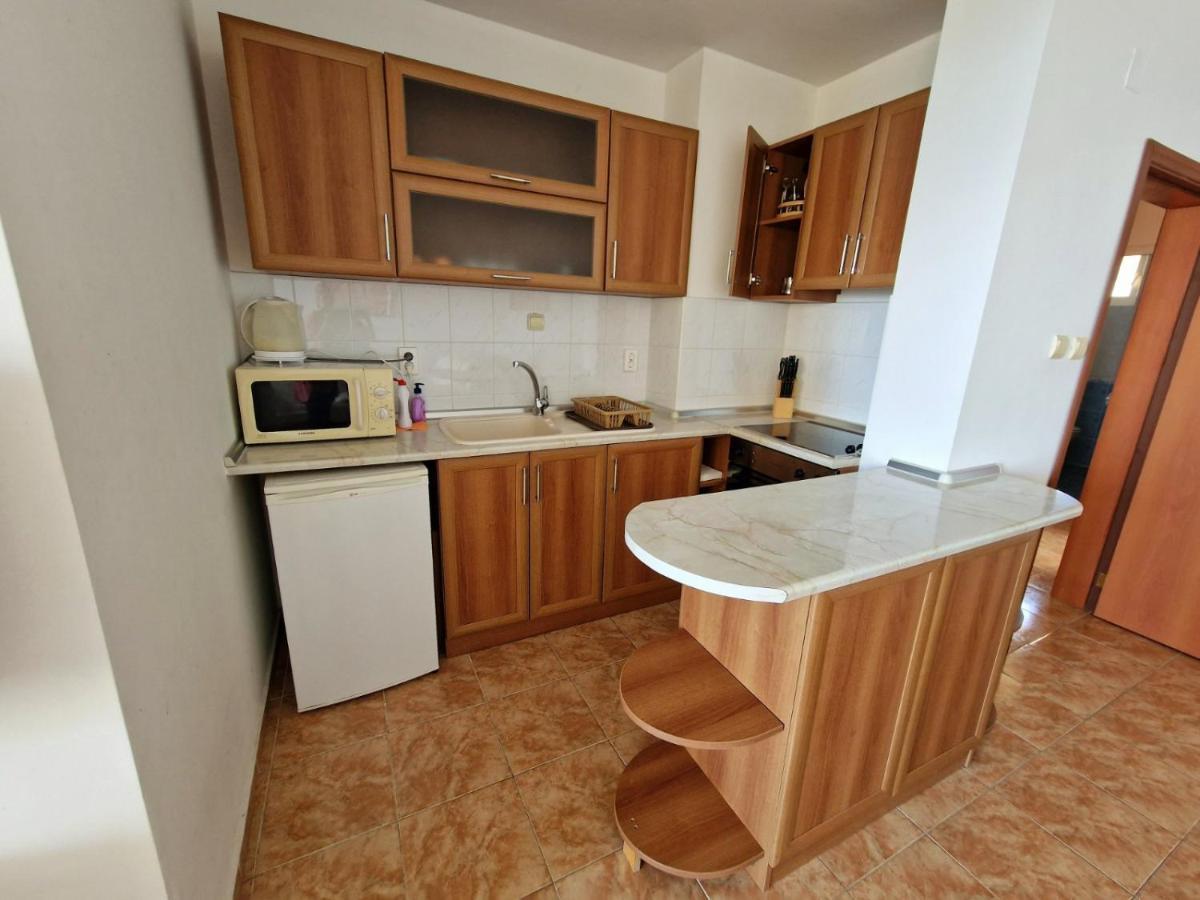 Allia Apartments Равда Экстерьер фото