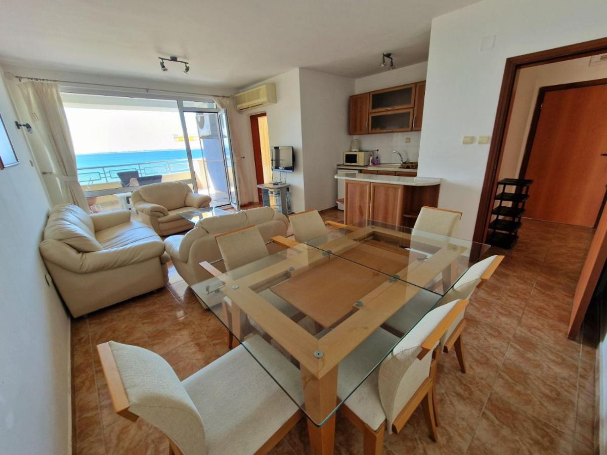 Allia Apartments Равда Экстерьер фото